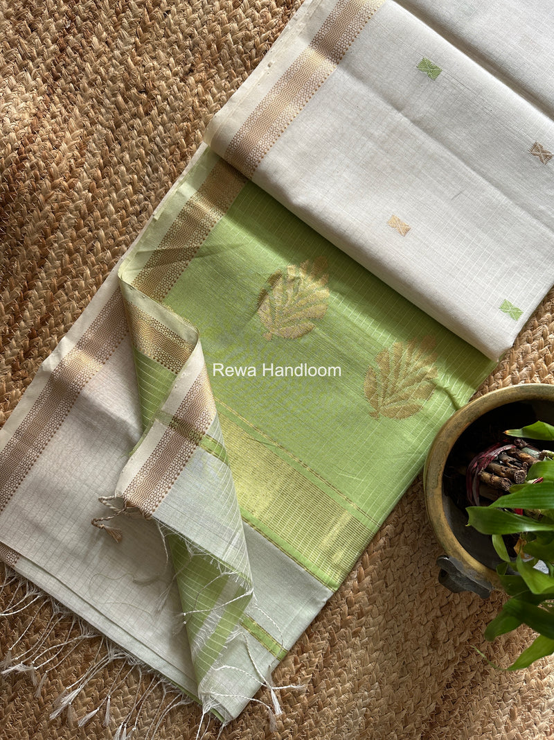 Maheshwari Butta Pallu Saree