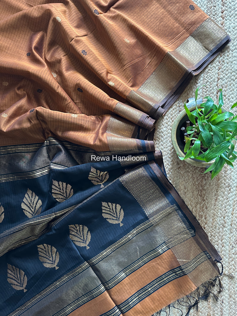 Maheshwari Light Brown Butta Pallu Saree BTPS093