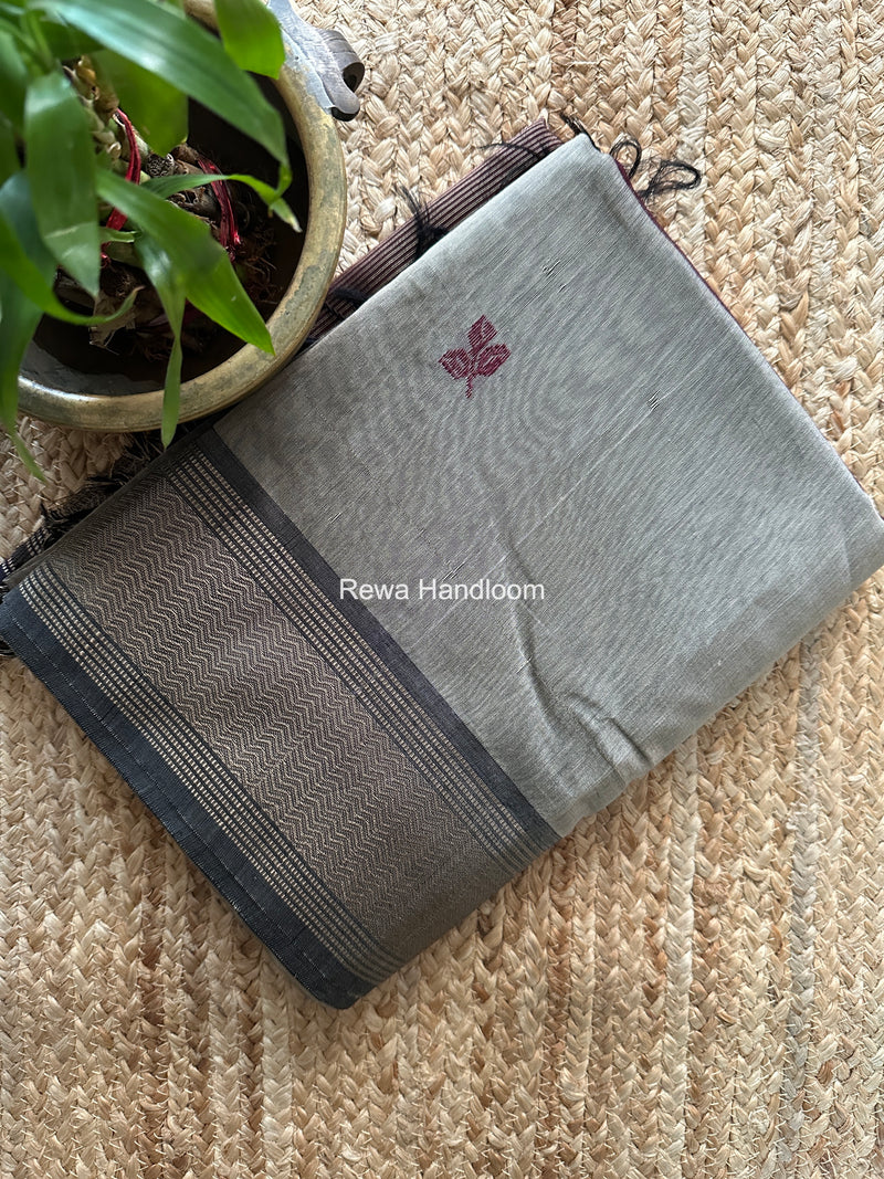 Maheshwari Beige Resham Thread Butti Saree RBS08