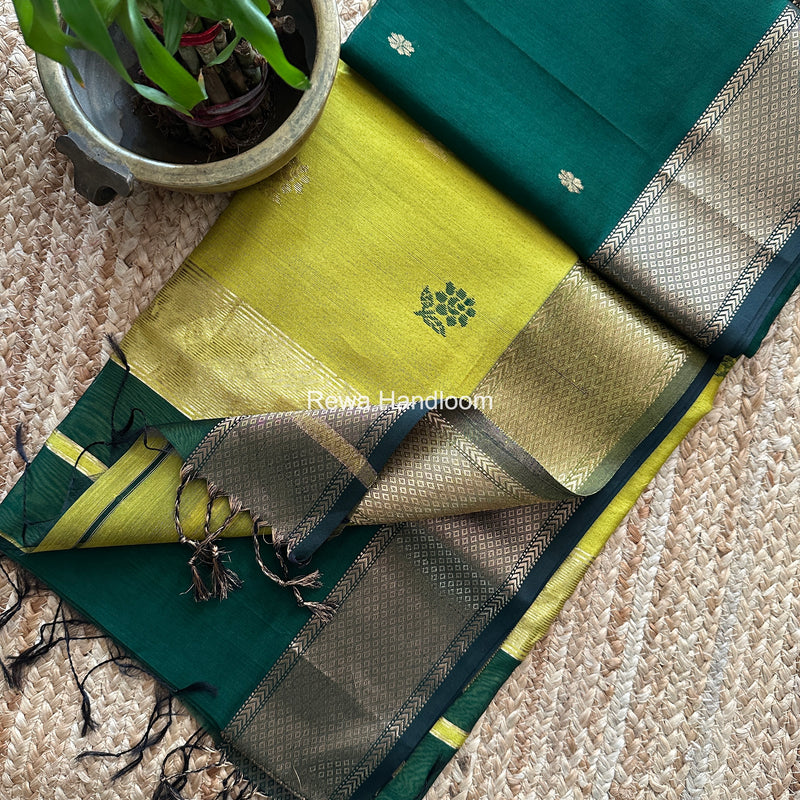 Maheshwari Lotus Butta Saree