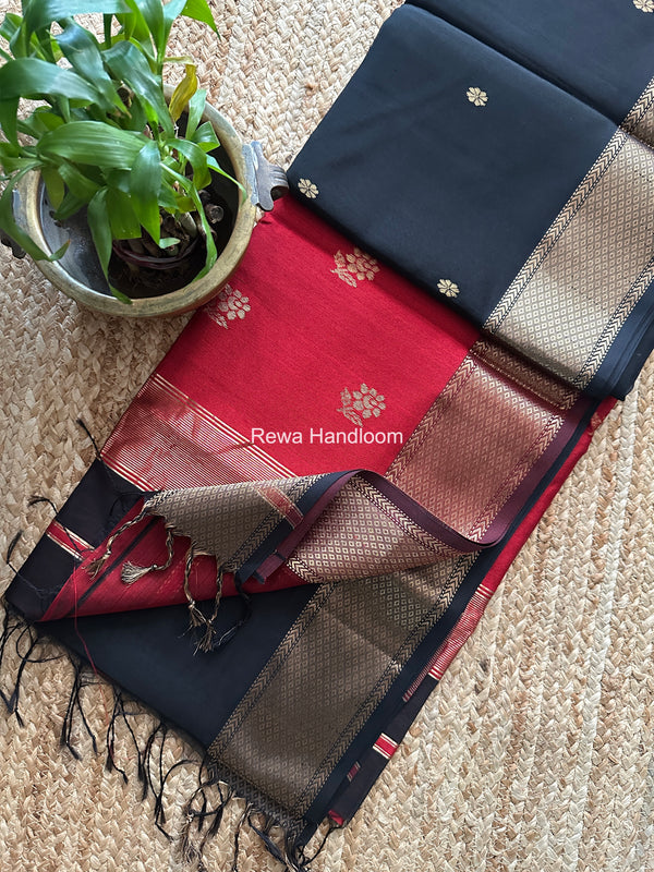 Maheshwari Lotus Butta Saree