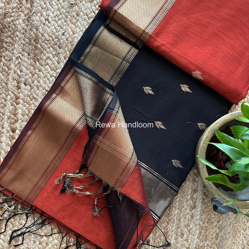 Maheshwari Flower Butti Saree