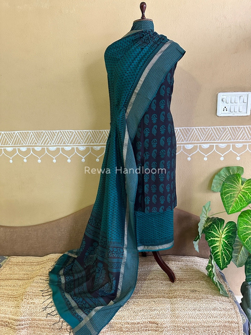 Maheshwari Black-Green Bagh Print Suit BSP0160