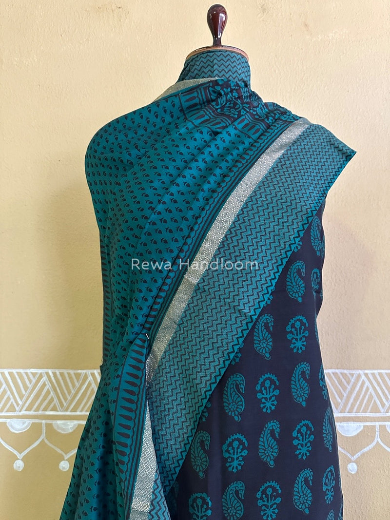Maheshwari Black-Green Bagh Print Suit BSP0160