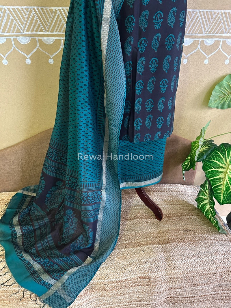 Maheshwari Black-Green Bagh Print Suit BSP0160