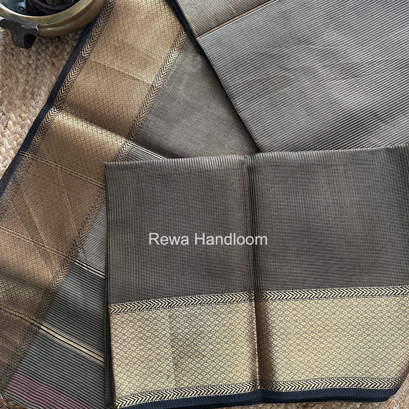 Exclusive Maheshwari Grey Tissue Silk Saree ZTS0178
