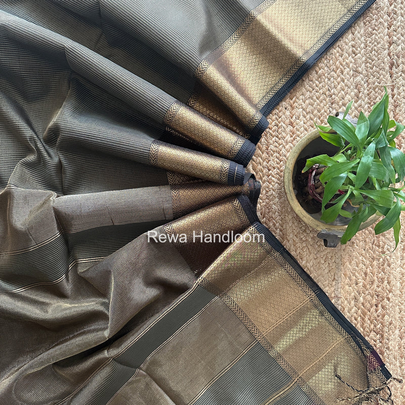 Exclusive Maheshwari Grey Tissue Silk Saree ZTS0178