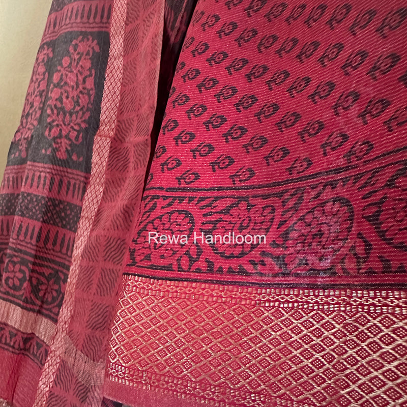 Maheshwari Black-Red Bagh Print Tissue Suit BTS08