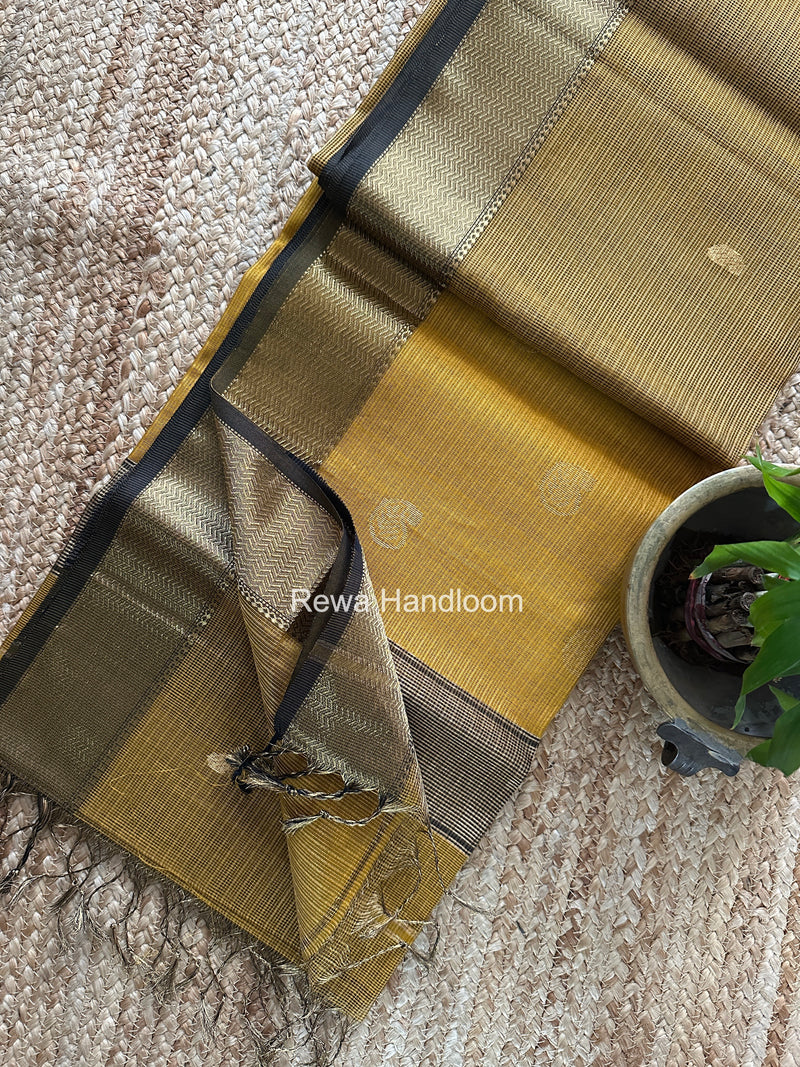Maheshwari Tissue Butti Saree