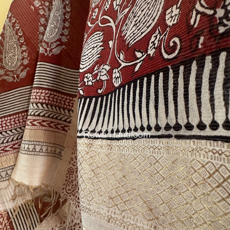Maheshwari Off White-Red Bagh Print Tissue Suit BTS01