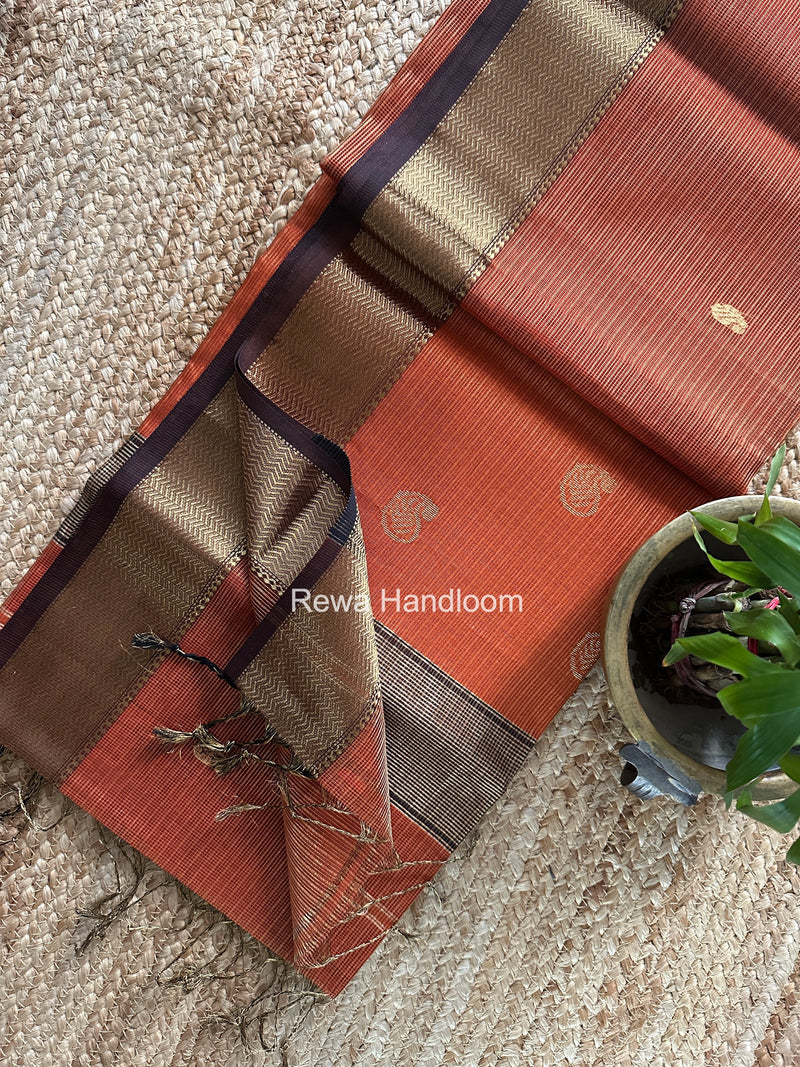 Maheshwari Tissue Butti Saree