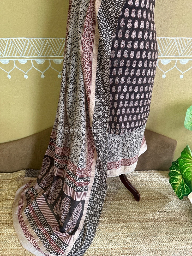 Maheshwari Black-White Bagh Print Tissue Suit BTS03
