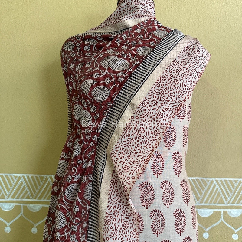 Maheshwari Off White-Red Bagh Print Tissue Suit BTS01