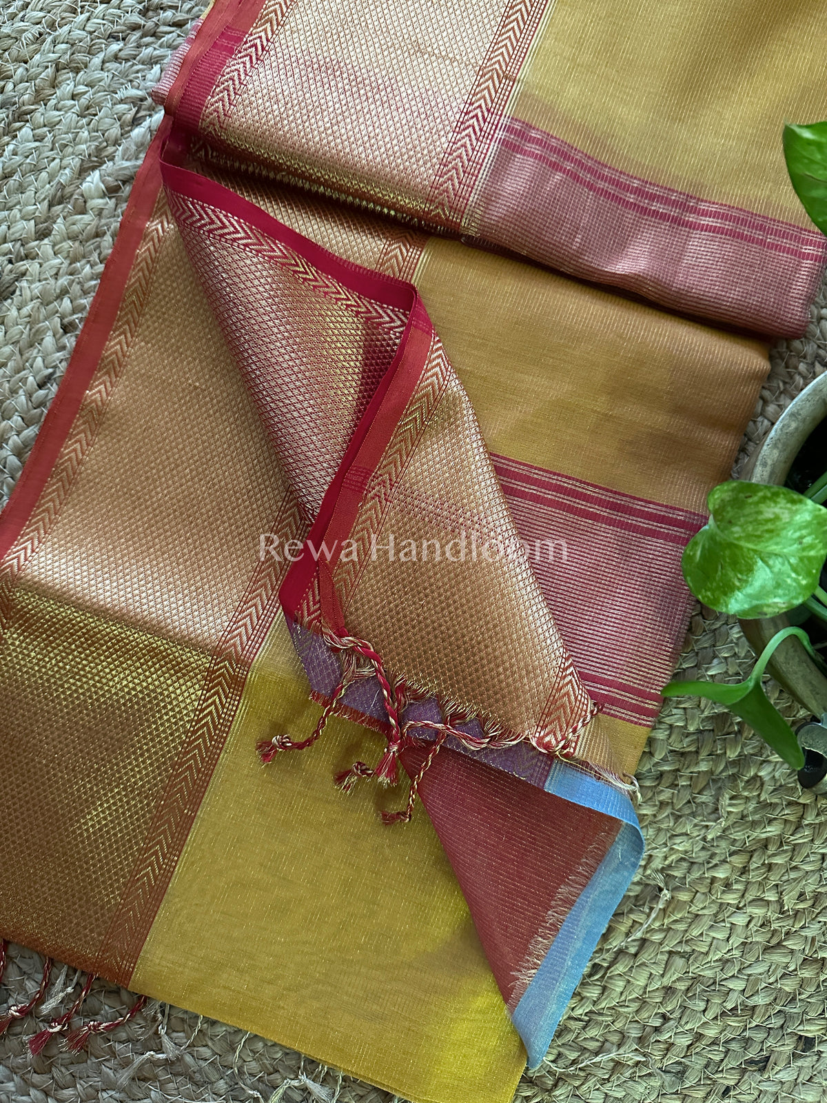 Maheshwari Tissue Silk Saree