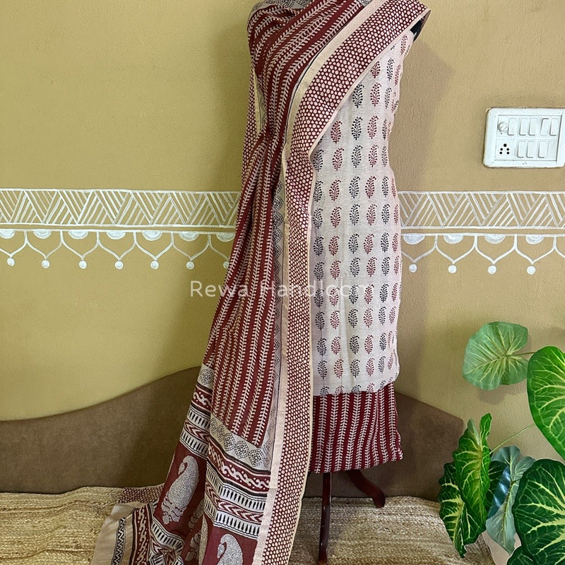 Maheshwari White-Maroon Bagh Print Tissue Suit BTS07