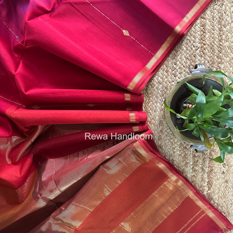 Red Lining Butti Shaded Maheshwari Saree SBS0133