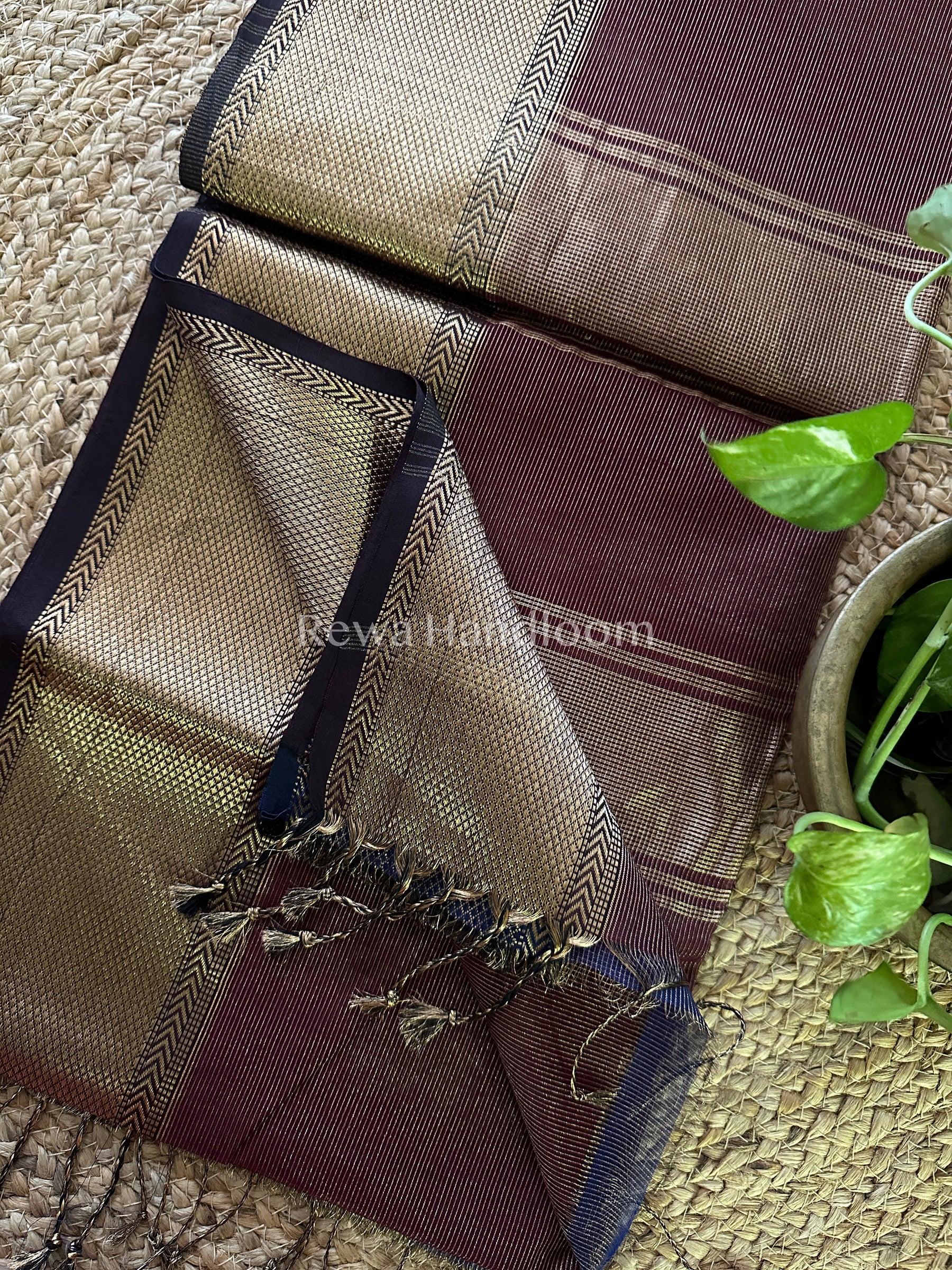 Maheshwari Tissue Silk Saree