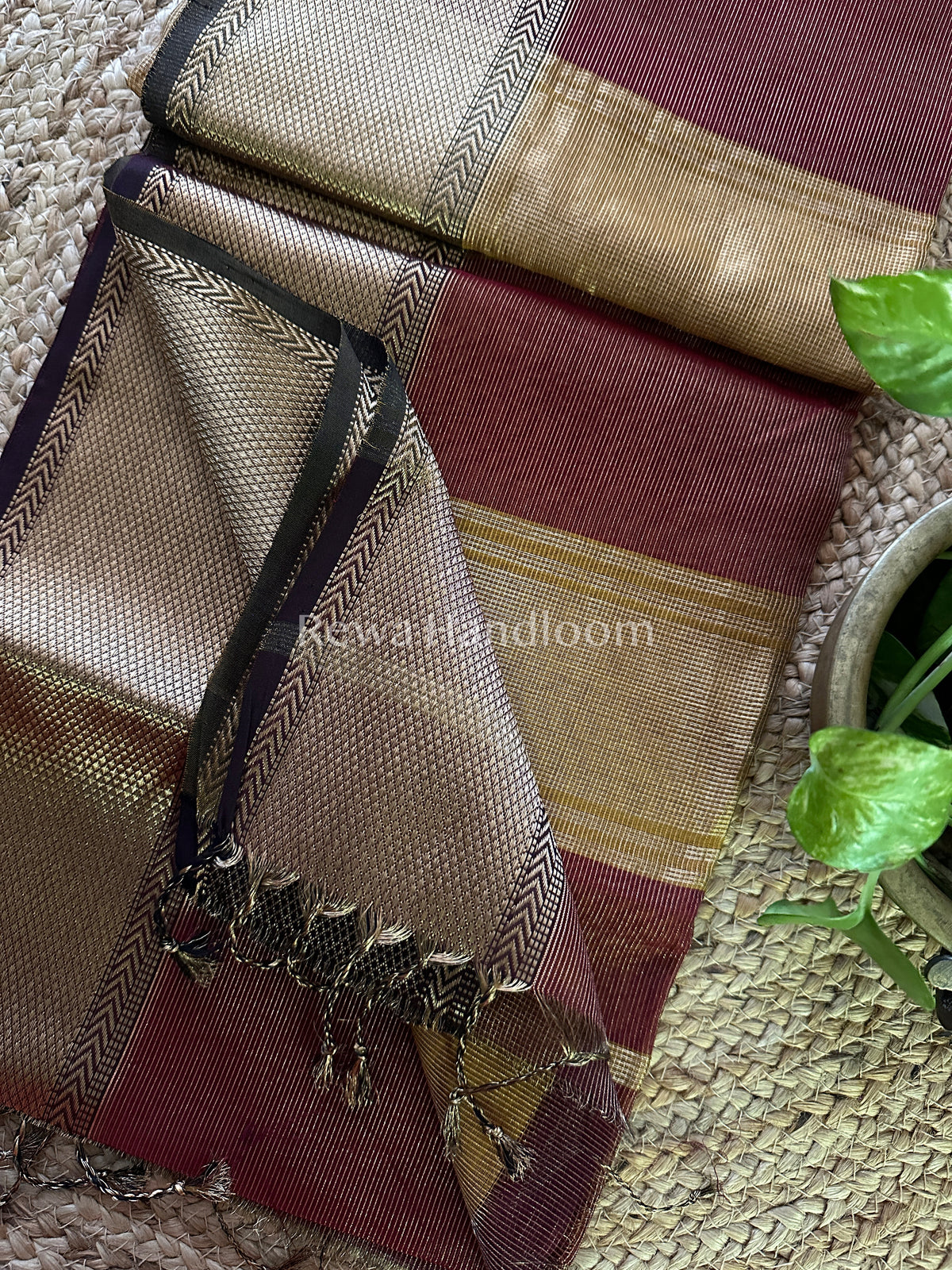 Maheshwari Tissue Silk Saree