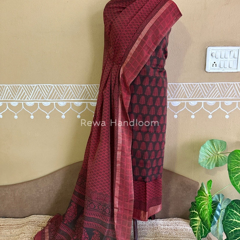 Maheshwari Black-Red Bagh Print Tissue Suit BTS08