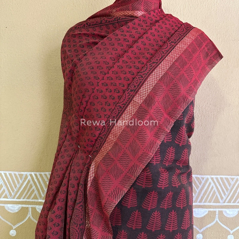 Maheshwari Black-Red Bagh Print Tissue Suit BTS08
