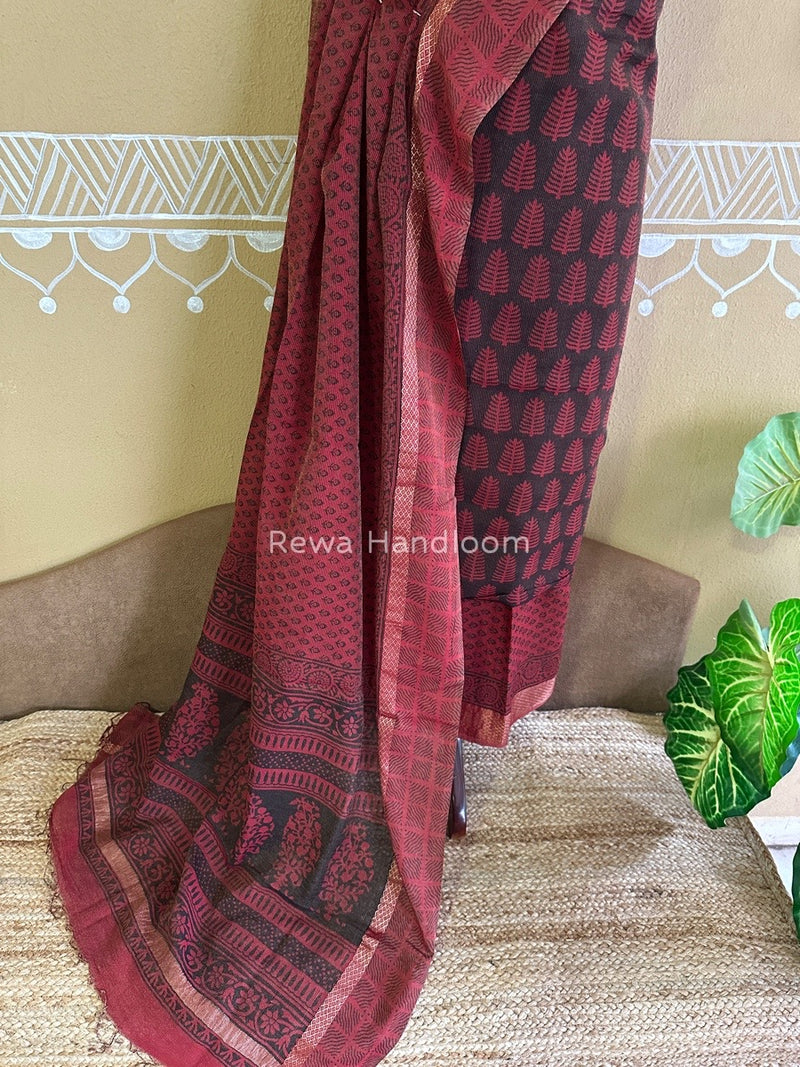 Maheshwari Black-Red Bagh Print Tissue Suit BTS08