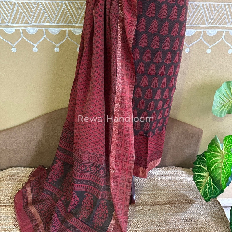 Maheshwari Black-Red Bagh Print Tissue Suit BTS08