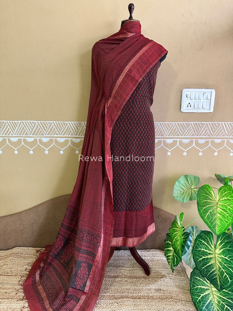 Maheshwari Black-Red Bagh Print Tissue Suit BTS05