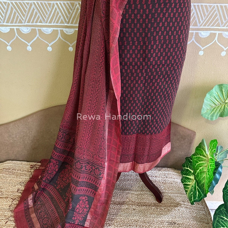 Maheshwari Black-Red Bagh Print Tissue Suit BTS05