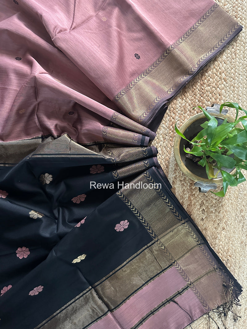 
Maheshwari Onion Pink Lotus Butta Saree LBS0117