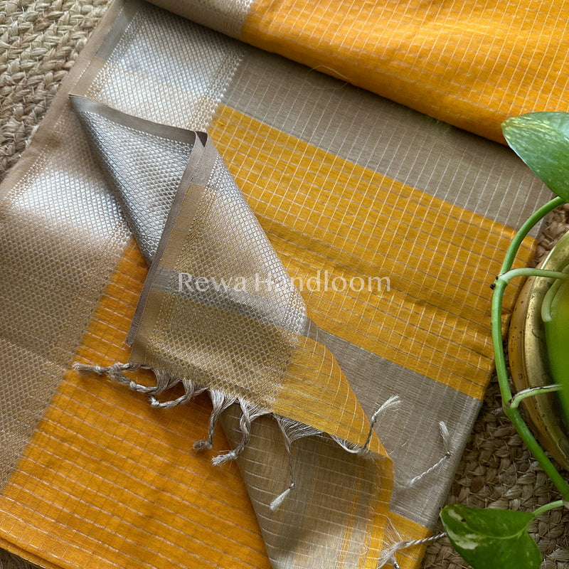Maheshwari Yellow~ Silver Zari Checks Silk Saree-SZ030