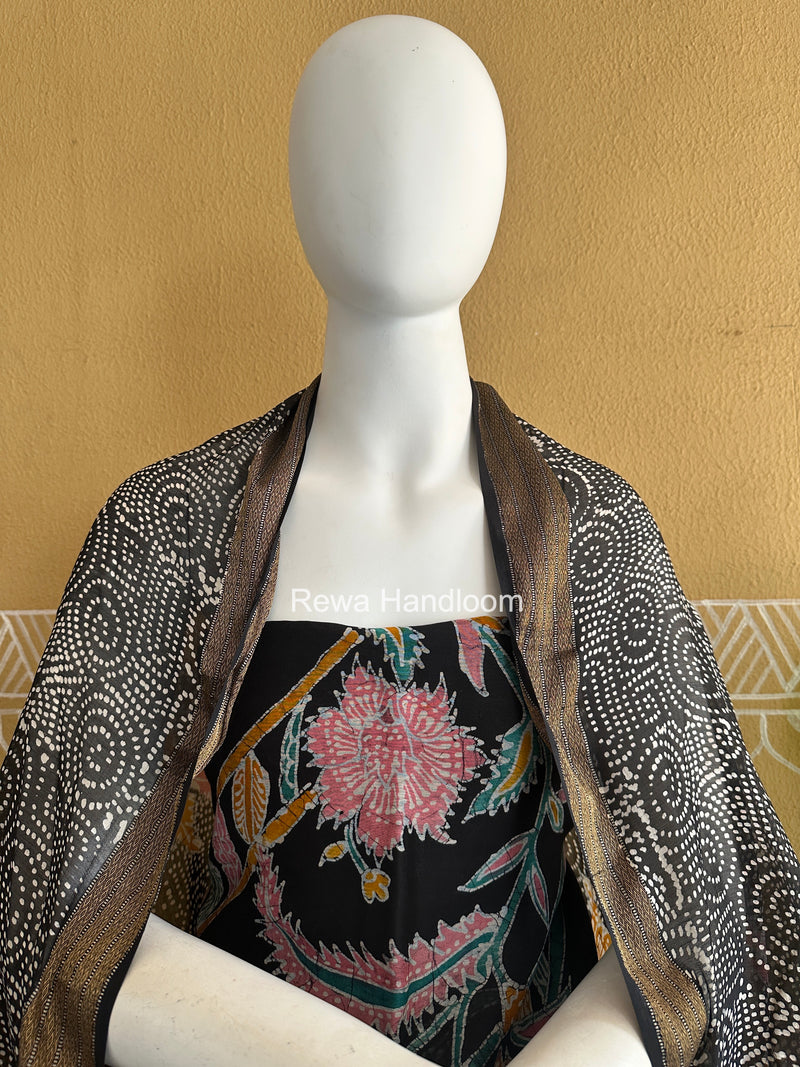 Maheshwari Black Batik Printed Dress Material BTP123