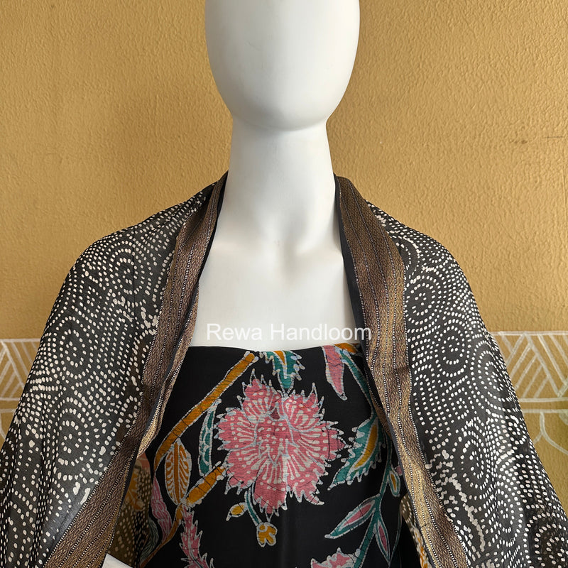 Maheshwari Black Batik Printed Dress Material BTP123