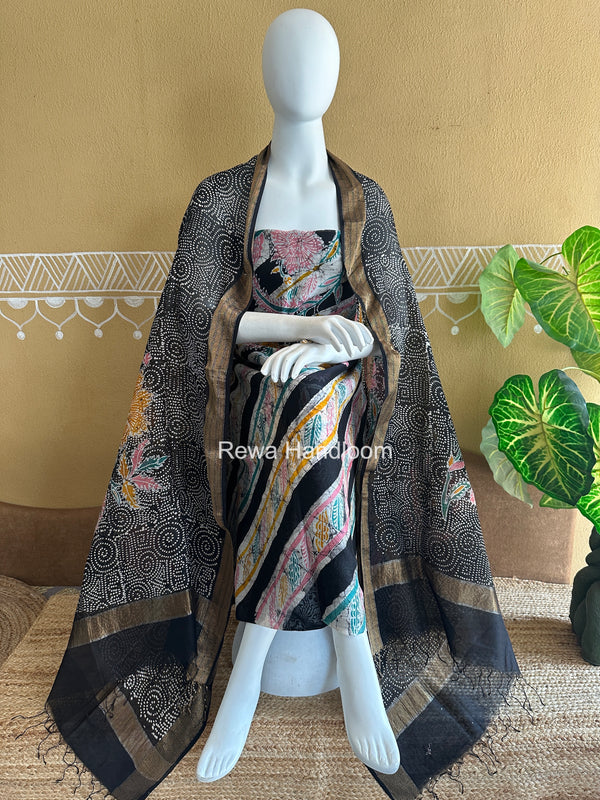 Maheshwari Batik Printed Dress Material