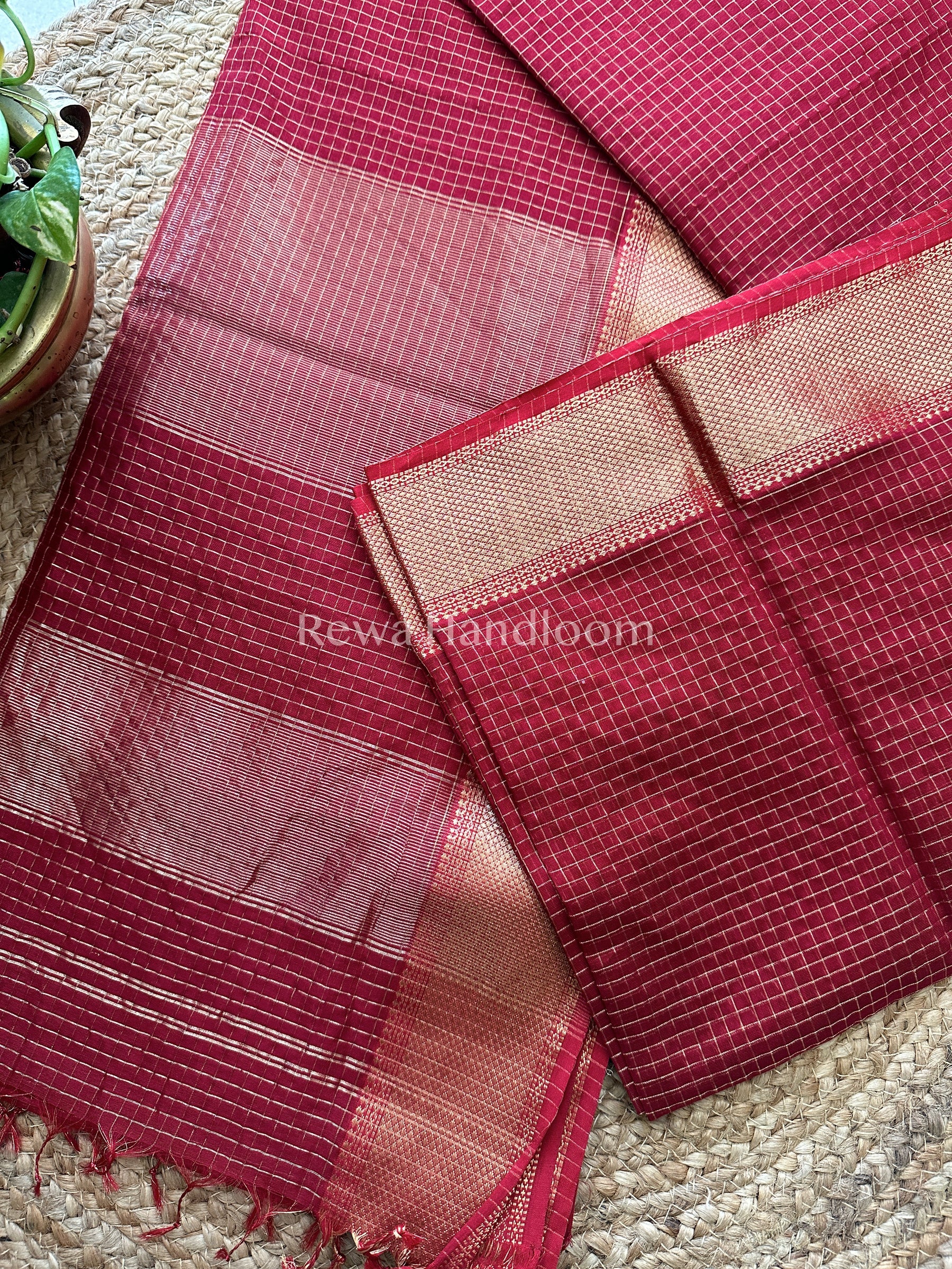 Maheshwari Maroon Zari Checkered Sarees-ZCHX011