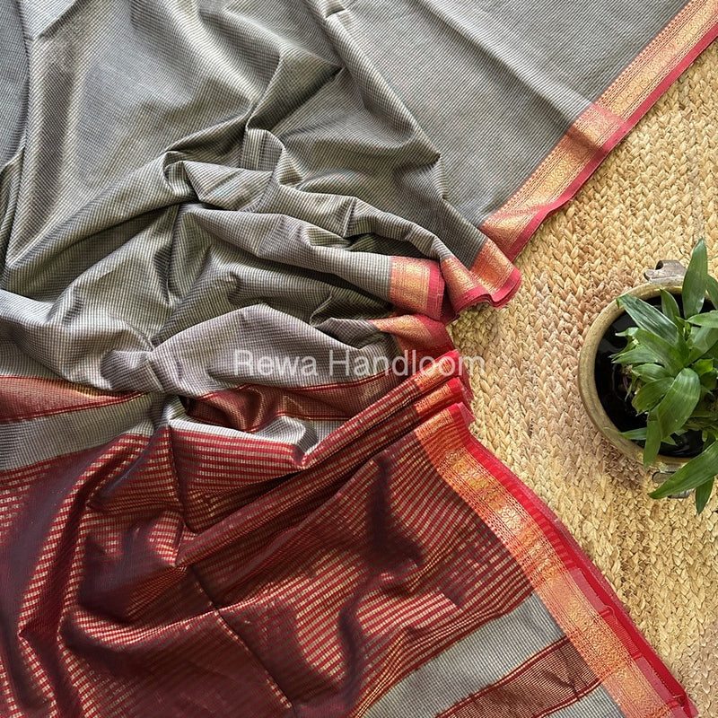 Maheshwari Garbha Reshami Silk Saree