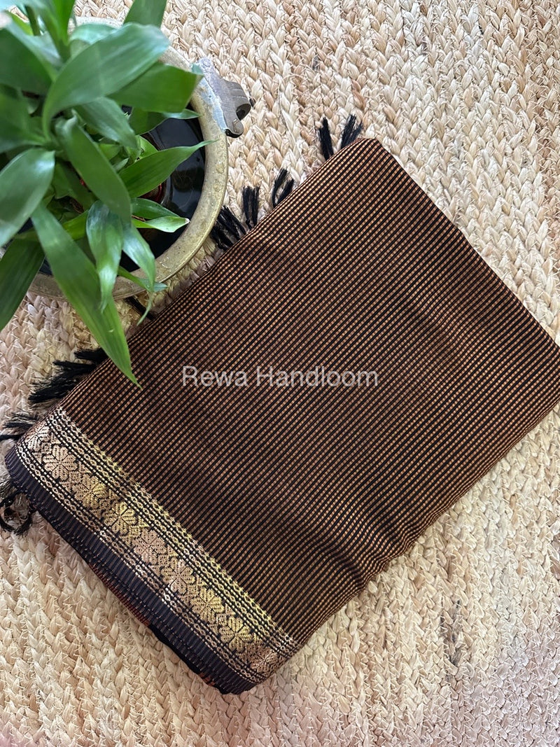 Maheshwari Rust Garbha Reshami Silk Saree GS224