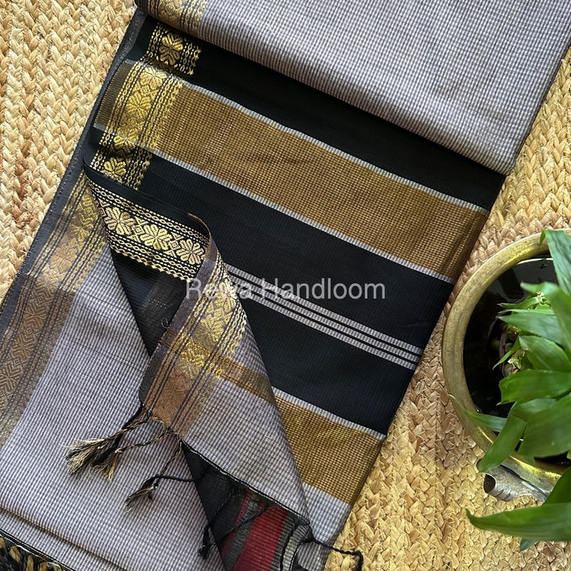 Maheshwari Onion Garbha Reshami Silk Saree GS223