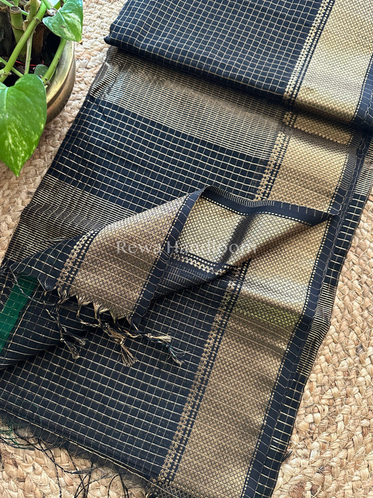 Maheshwari Zari Checks Saree