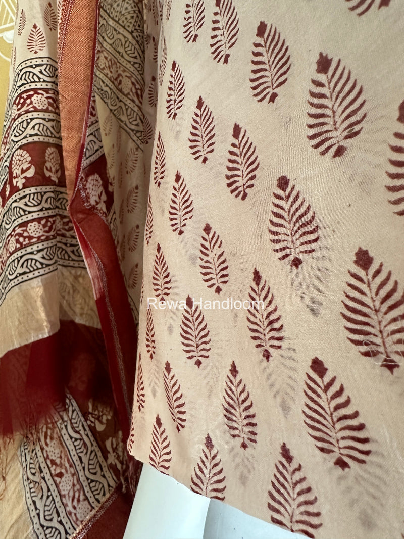 Maheshwari Off White Bagh Print Top-Dupatta Set BTD04