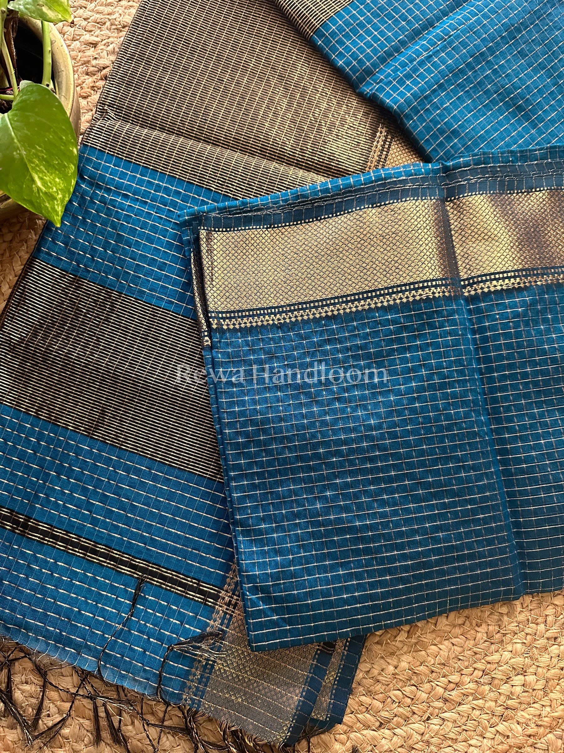 Maheshwari Dark Blue Zari Checkered Sarees-ZCHX035