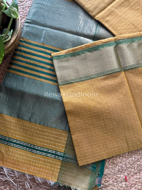  Zari Checks Saree