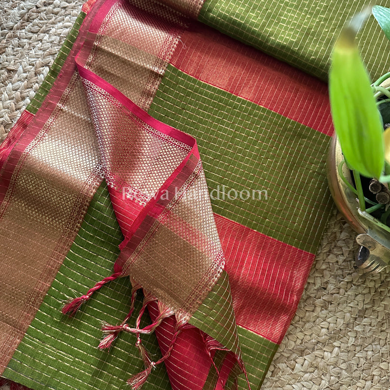 Maheshwari Zari Checks Saree