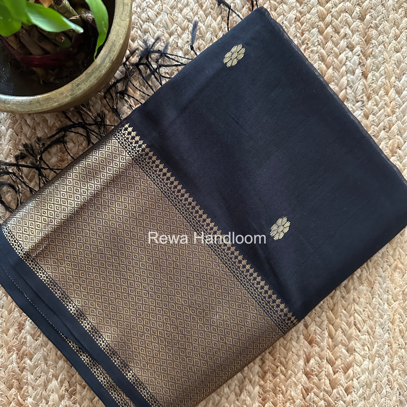 Maheshwari Black Flower Skirt Butti Saree ZSB0144