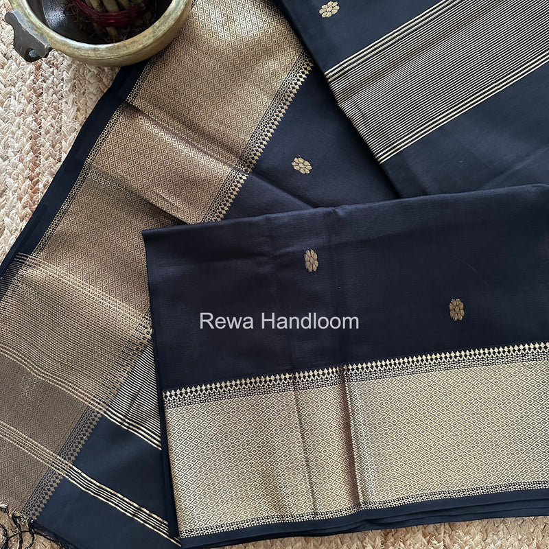 Maheshwari Saree