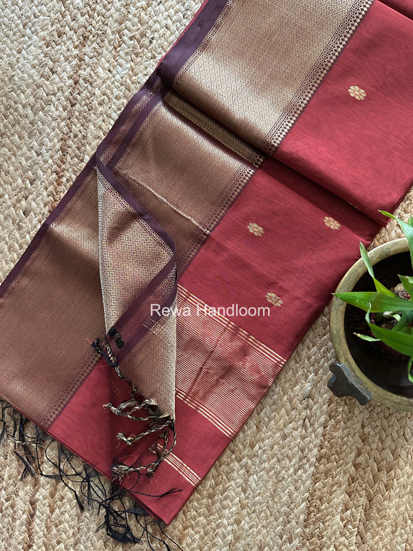 Maheshwari Flower Skirt Butti Saree