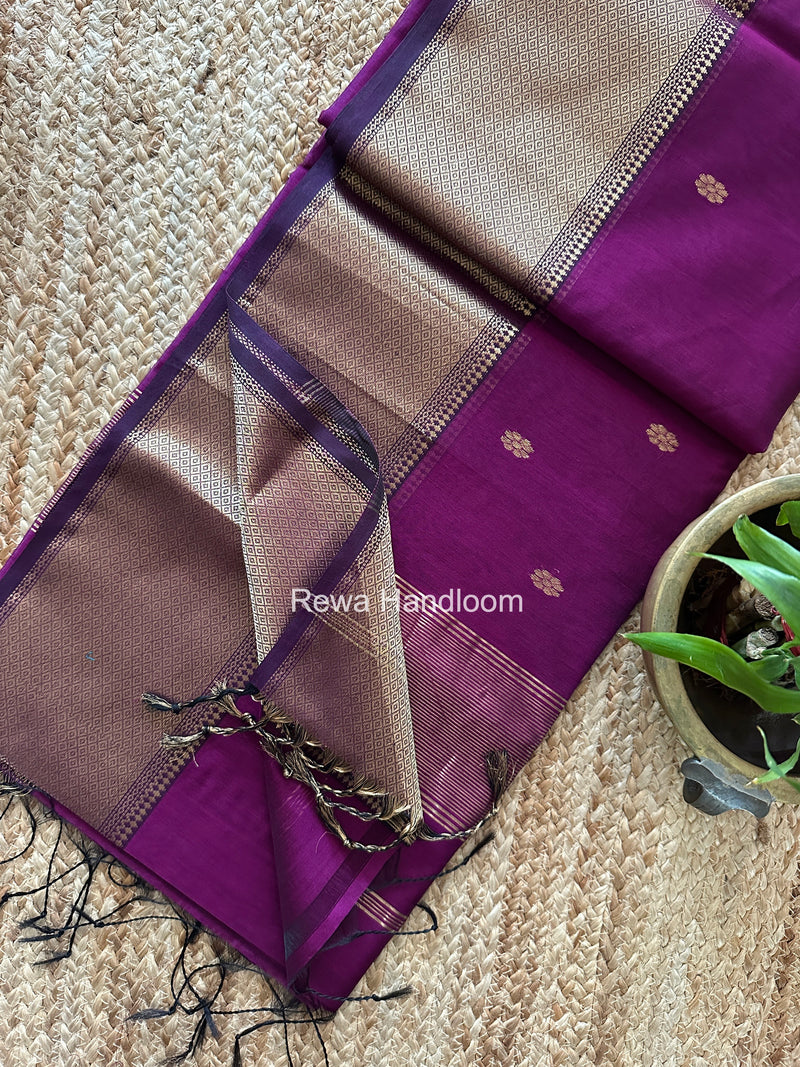 Maheshwari Flower Skirt Butti Saree