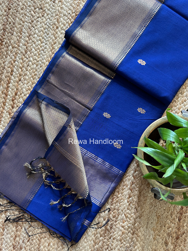 Maheshwari Flower Skirt Butti Saree