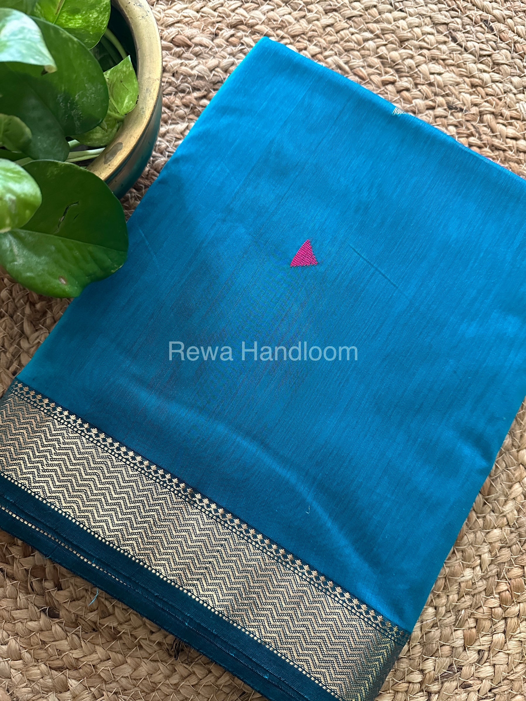  Motifs ~ Maheshwari Saree