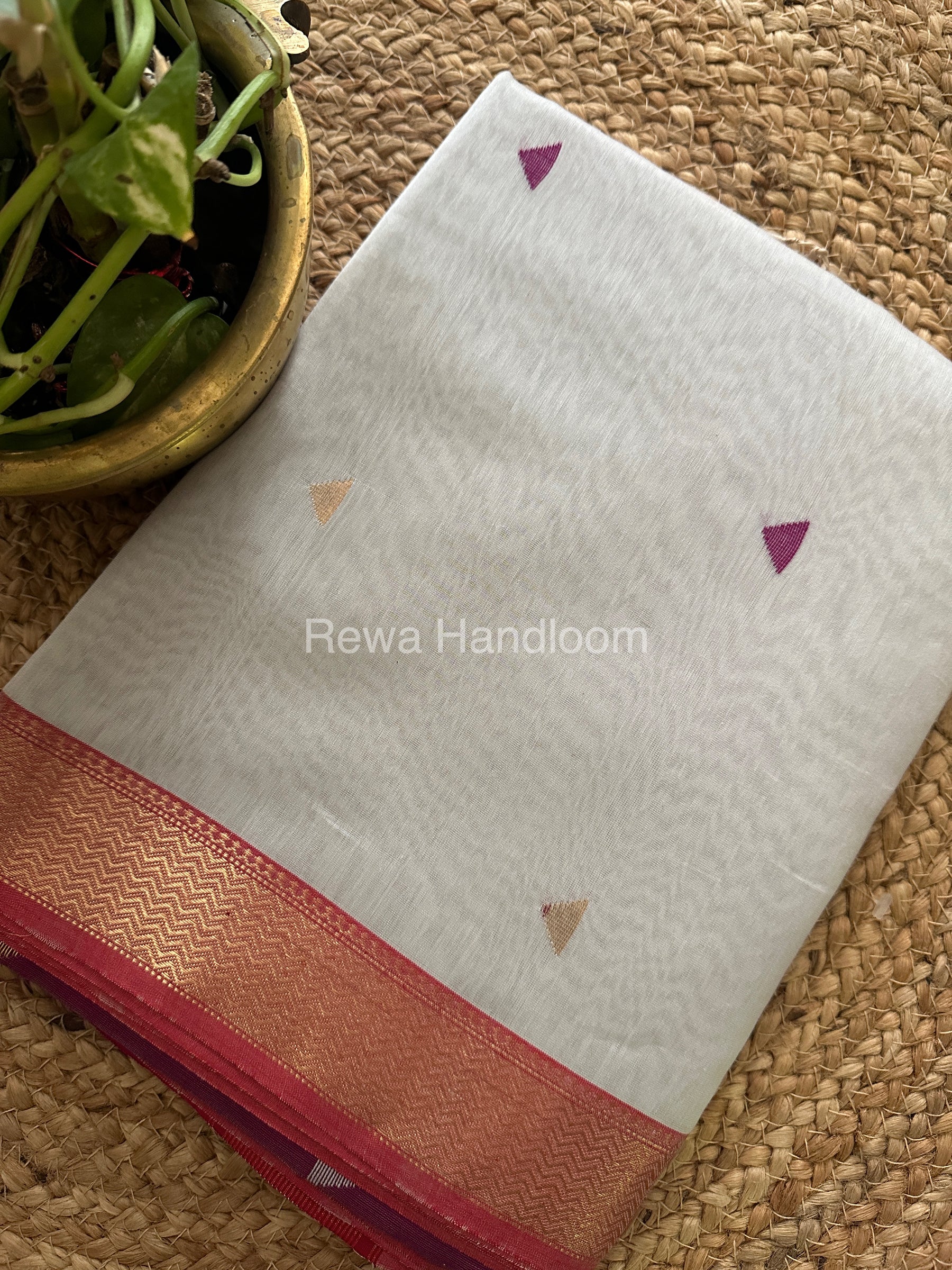  Motifs ~ Maheshwari Saree