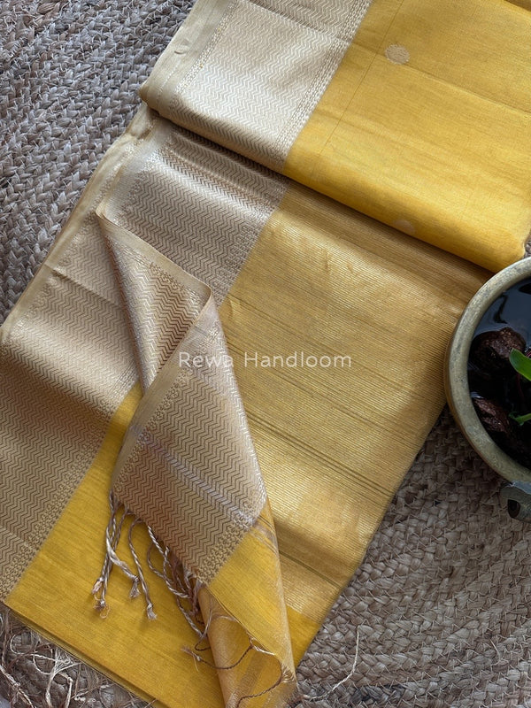 Maheshwari Tissue Butti Saree
